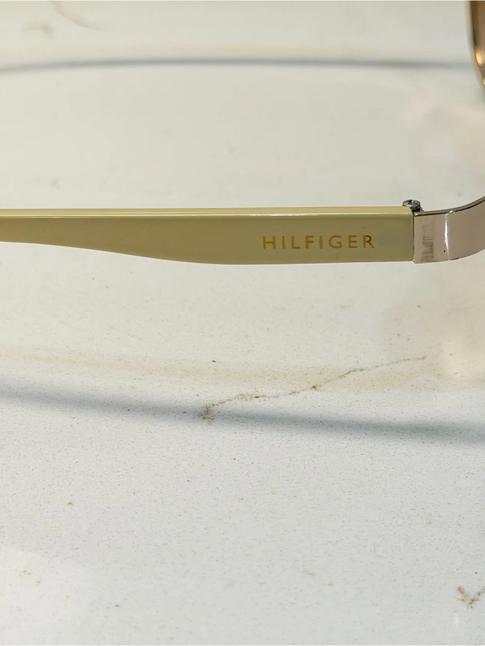 Tommy Hilfiger Brown Gradient Lens Sunglasses with Beige Temples